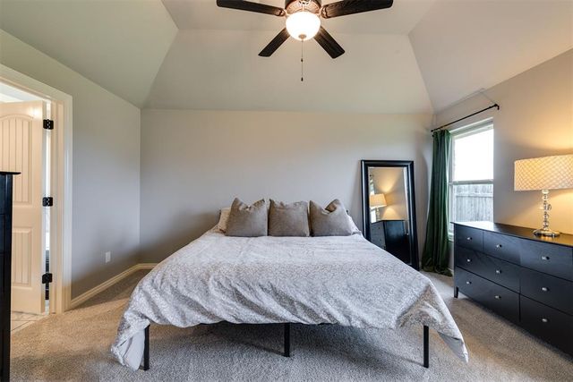 9121 NW 119th Street, Yukon, OK 73099