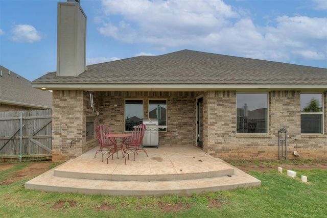 9121 NW 119th Street, Yukon, OK 73099