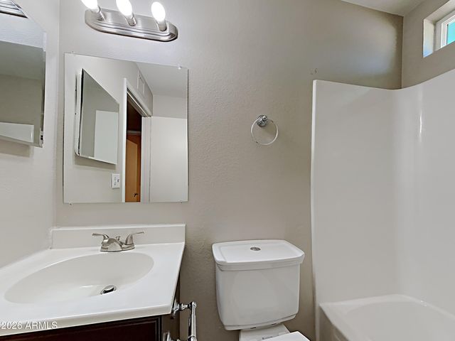 9855 N 56TH Drive, Glendale, AZ 85302