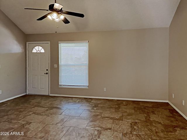 9855 N 56TH Drive, Glendale, AZ 85302