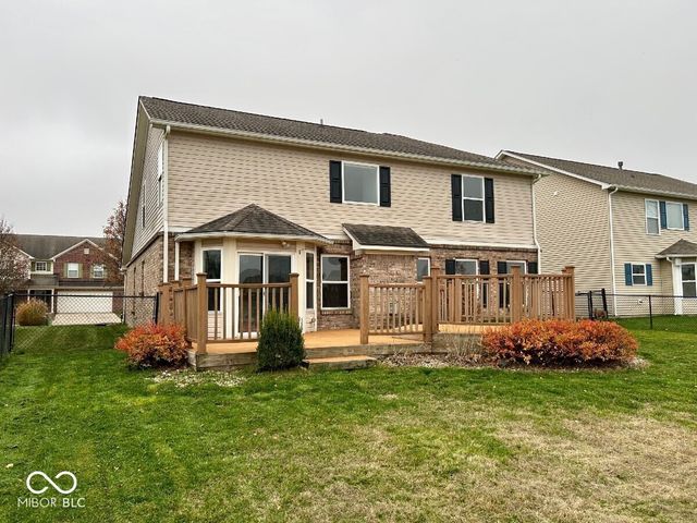 5822 W Deerview, Mccordsville, IN 46055