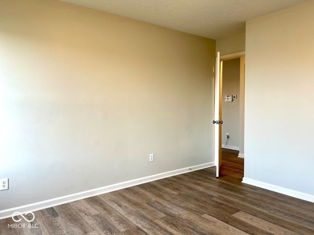 5822 W Deerview, Mccordsville, IN 46055