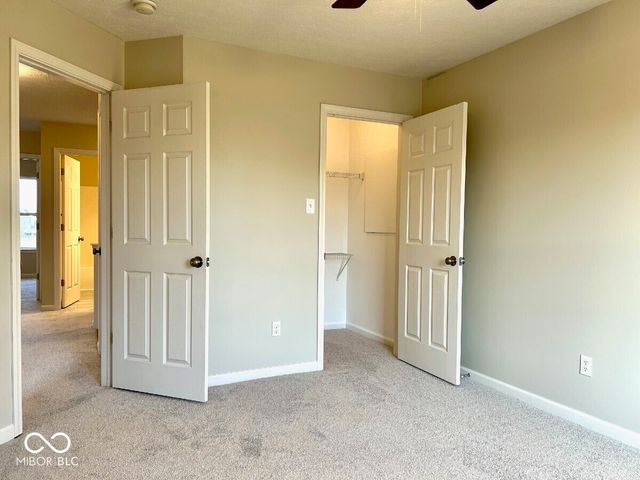 5822 W Deerview, Mccordsville, IN 46055