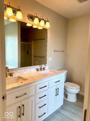 5822 W Deerview, Mccordsville, IN 46055