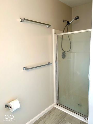 5822 W Deerview, Mccordsville, IN 46055