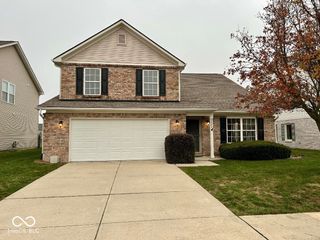 5822 W Deerview, Mccordsville, IN 46055