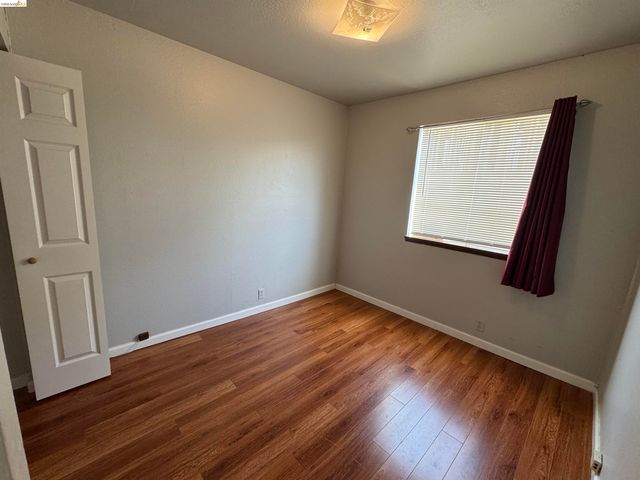 2151 E 24th Street, Oakland, CA 94606