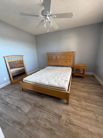 6475 W Oakland Park Boulevard 401, Lauderhill, FL 33313