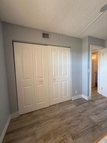 6475 W Oakland Park Boulevard 401, Lauderhill, FL 33313