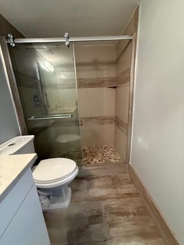 6475 W Oakland Park Boulevard 401, Lauderhill, FL 33313