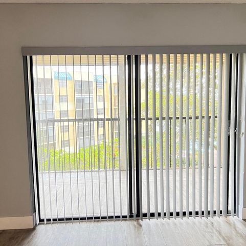 6475 W Oakland Park Boulevard 401, Lauderhill, FL 33313