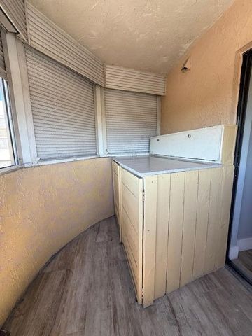 6475 W Oakland Park Boulevard 401, Lauderhill, FL 33313