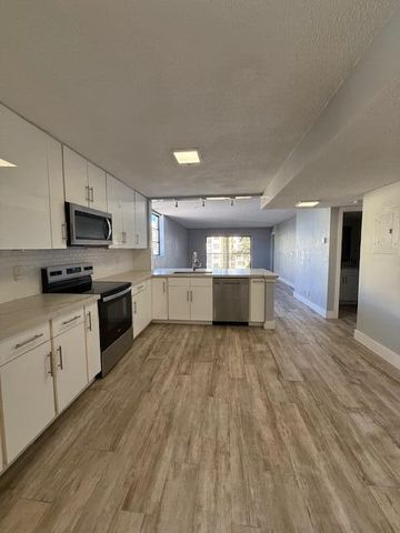 6475 W Oakland Park Boulevard 401, Lauderhill, FL 33313