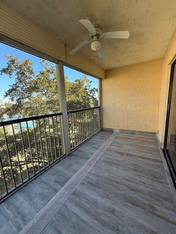 6475 W Oakland Park Boulevard 401, Lauderhill, FL 33313