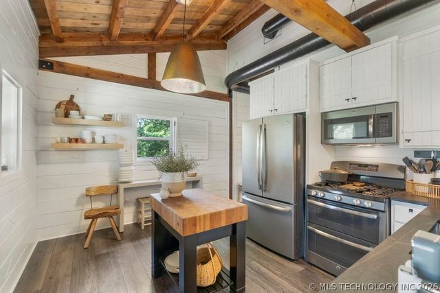 68243 S 220th Road, Wagoner, OK 74467