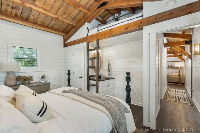 68243 S 220th Road, Wagoner, OK 74467