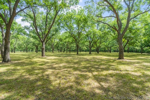 68243 S 220th Road, Wagoner, OK 74467