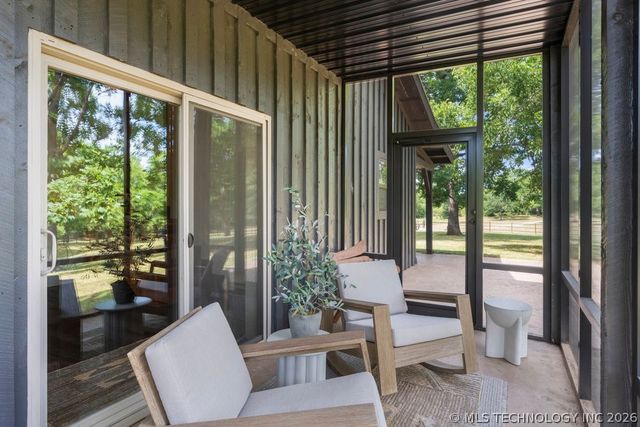 68243 S 220th Road, Wagoner, OK 74467