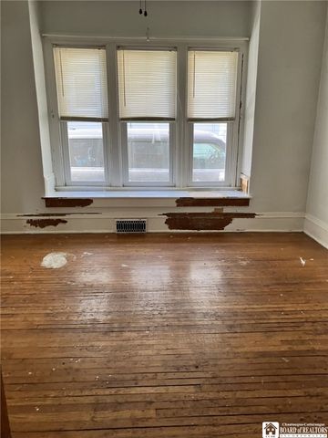 133 Euclid Avenue, Jamestown, NY 14701