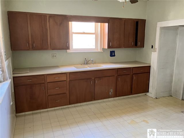 133 Euclid Avenue, Jamestown, NY 14701