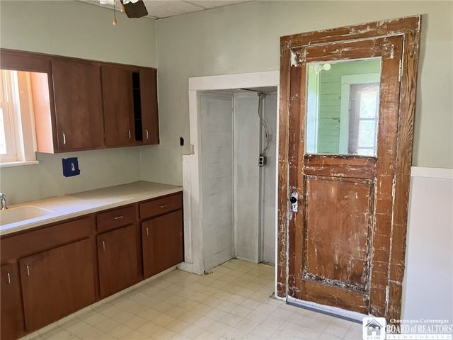 133 Euclid Avenue, Jamestown, NY 14701