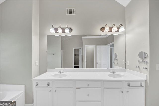 5218 Brown Leaf Trail SW, Powder Springs, GA 30127