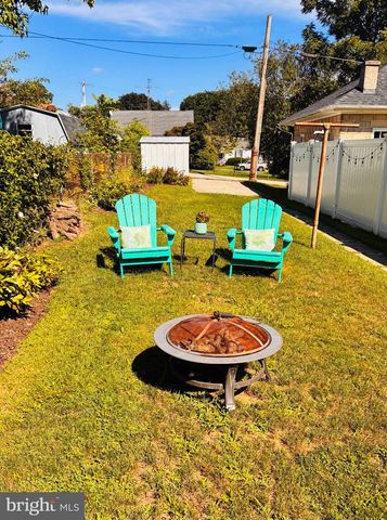 133 S WALNUT ST, Dallastown, PA 17313