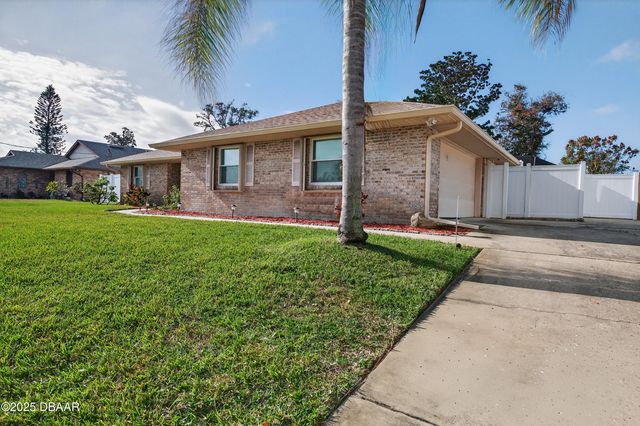 814 E River Oak Drive, Ormond Beach, FL 32174