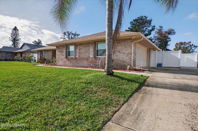 814 E River Oak Drive, Ormond Beach, FL 32174