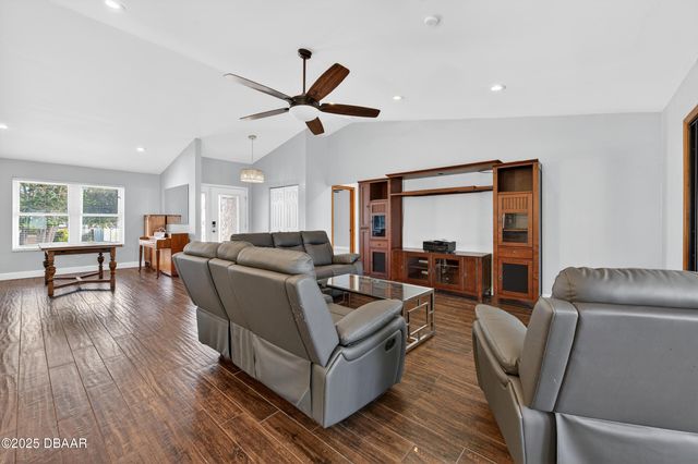 814 E River Oak Drive, Ormond Beach, FL 32174