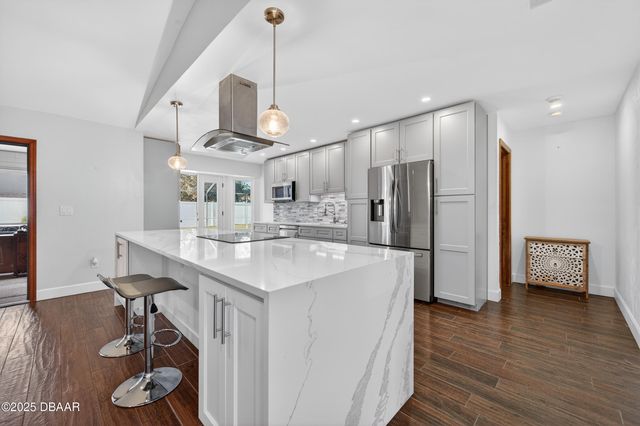 814 E River Oak Drive, Ormond Beach, FL 32174