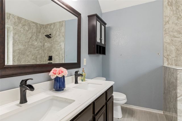 12233 Hunters Knoll Drive, Fort Worth, TX 76028