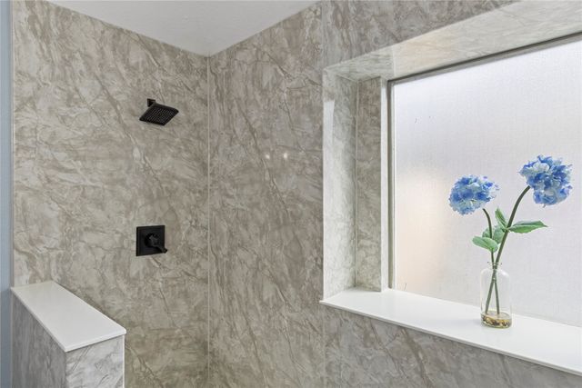 12233 Hunters Knoll Drive, Fort Worth, TX 76028