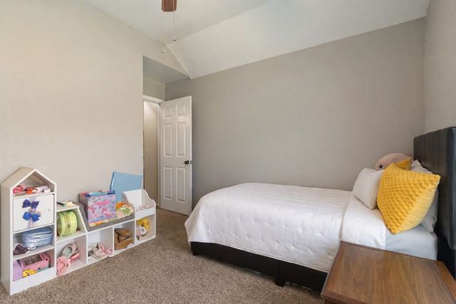 12233 Hunters Knoll Drive, Fort Worth, TX 76028