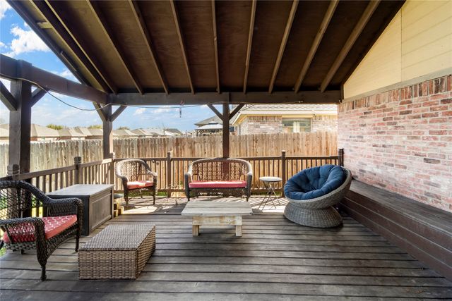 12233 Hunters Knoll Drive, Fort Worth, TX 76028