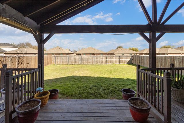 12233 Hunters Knoll Drive, Fort Worth, TX 76028