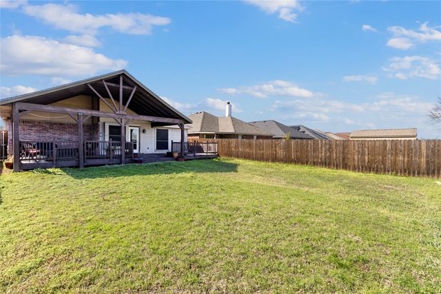 12233 Hunters Knoll Drive, Fort Worth, TX 76028