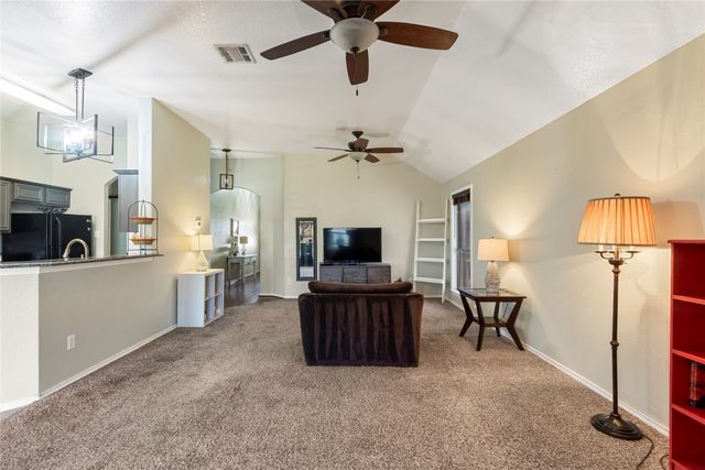 12233 Hunters Knoll Drive, Fort Worth, TX 76028