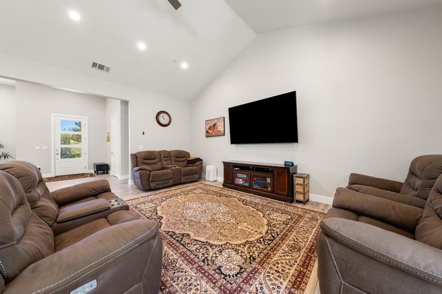 3629 Chelsea Rd, Cameron Park, CA 95682