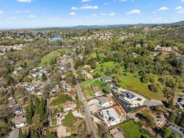 3629 Chelsea Rd, Cameron Park, CA 95682