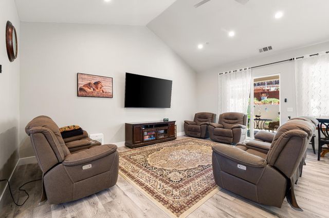 3629 Chelsea Rd, Cameron Park, CA 95682