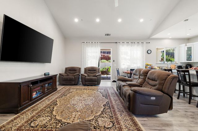 3629 Chelsea Rd, Cameron Park, CA 95682