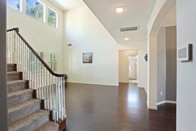 4666 Treasure Ct, Turlock, CA 95382