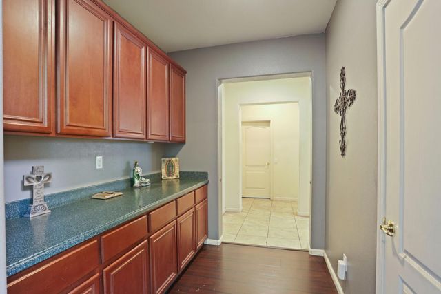 4666 Treasure Ct, Turlock, CA 95382