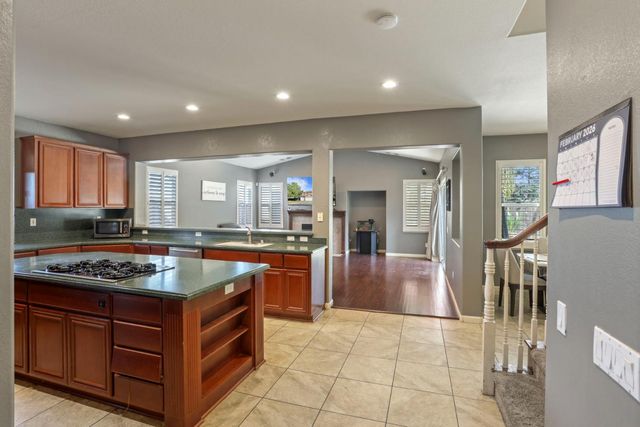 4666 Treasure Ct, Turlock, CA 95382