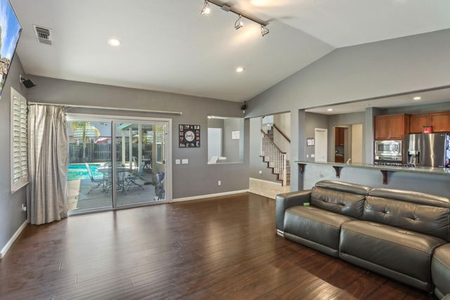 4666 Treasure Ct, Turlock, CA 95382