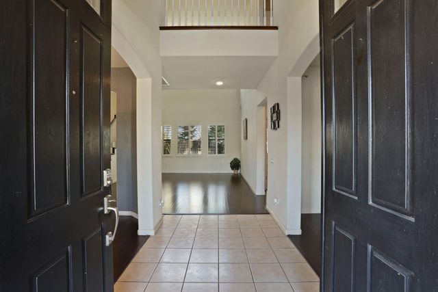 4666 Treasure Ct, Turlock, CA 95382