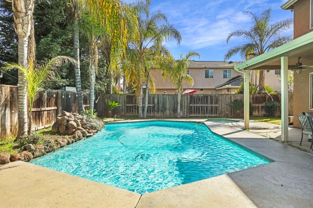 4666 Treasure Ct, Turlock, CA 95382