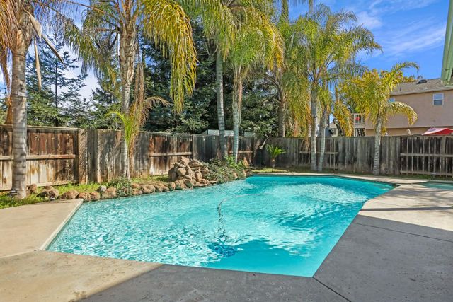 4666 Treasure Ct, Turlock, CA 95382