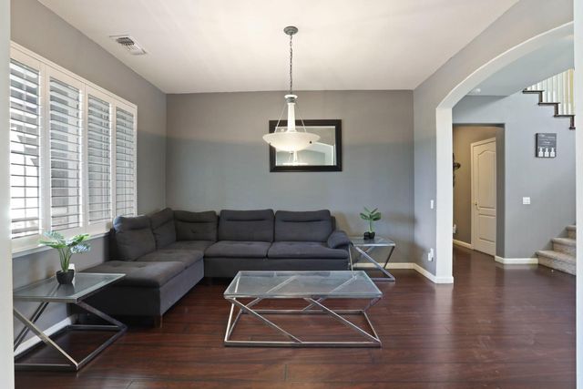 4666 Treasure Ct, Turlock, CA 95382